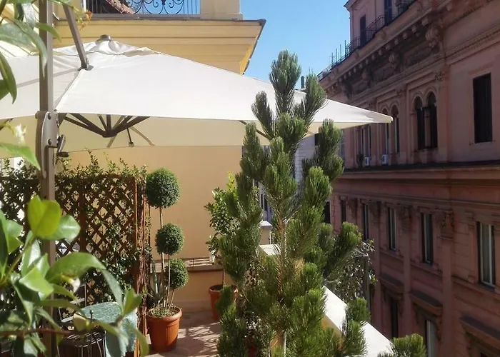 Konukevi Residenza Cavallini 3*