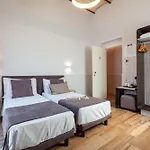 Residenza Cavallini Гостевой дом 4*